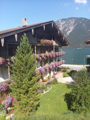 Hotels in Pertisau